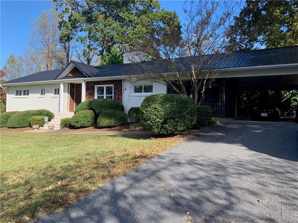 24 37th Avenue Nw Hickory NC 28601