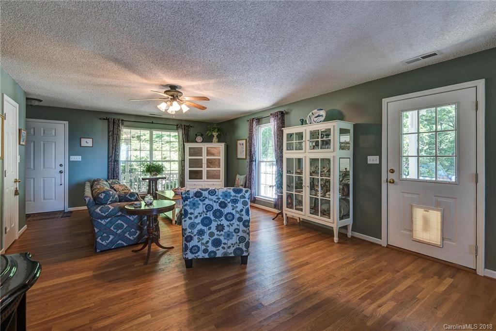 156 Brown Road Asheville NC 28806