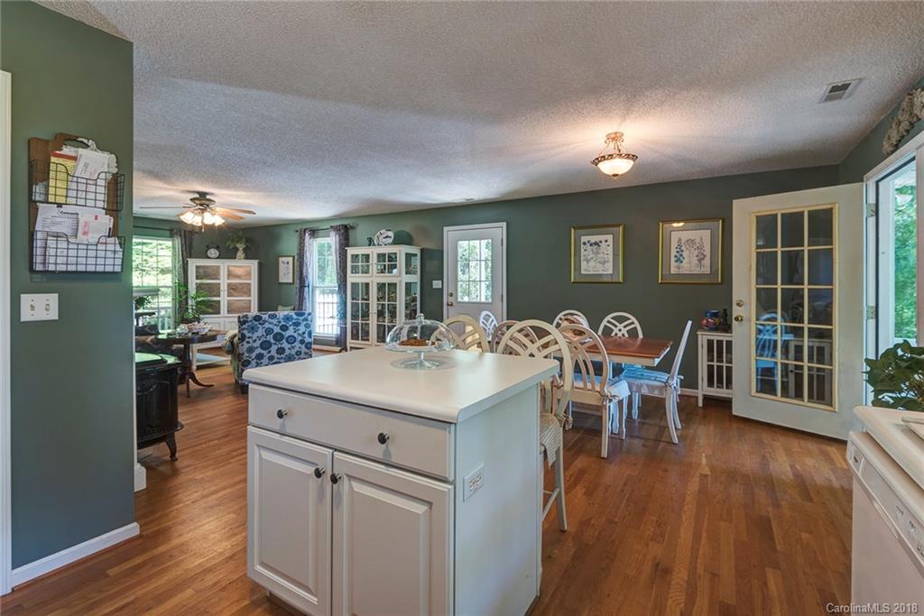 156 Brown Road Asheville NC 28806