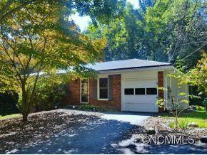 15 Lancelot Lane Asheville NC 28806