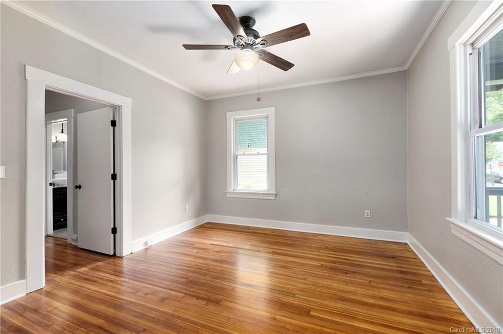 37 Hollywood Street Asheville NC 28801