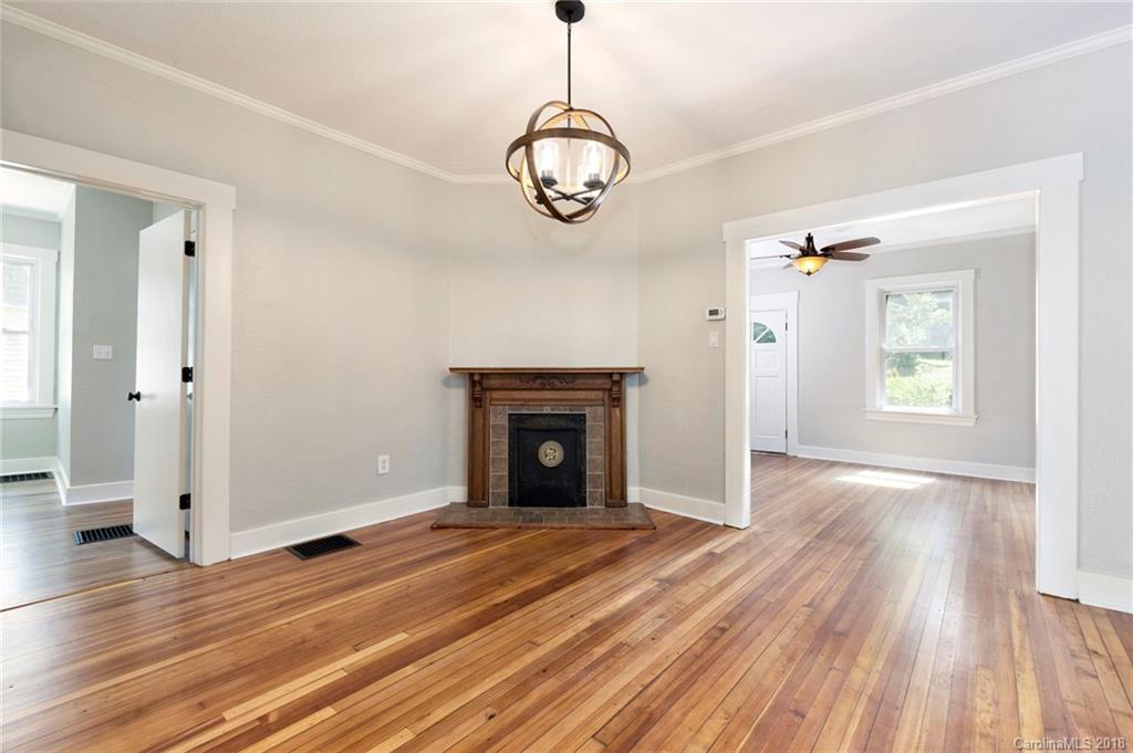 37 Hollywood Street Asheville NC 28801