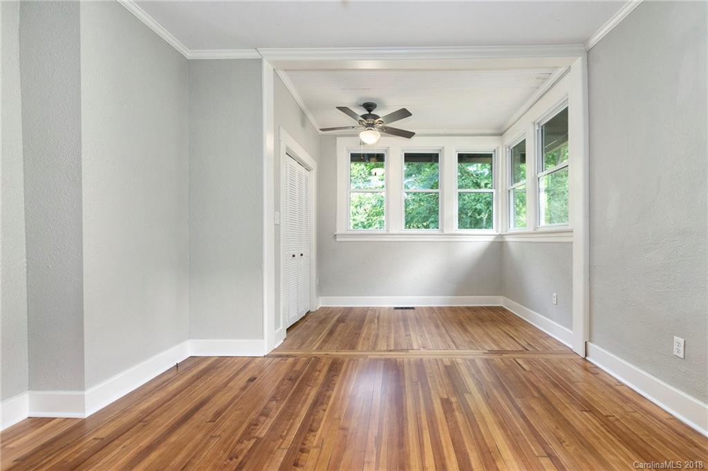 37 Hollywood Street Asheville NC 28801