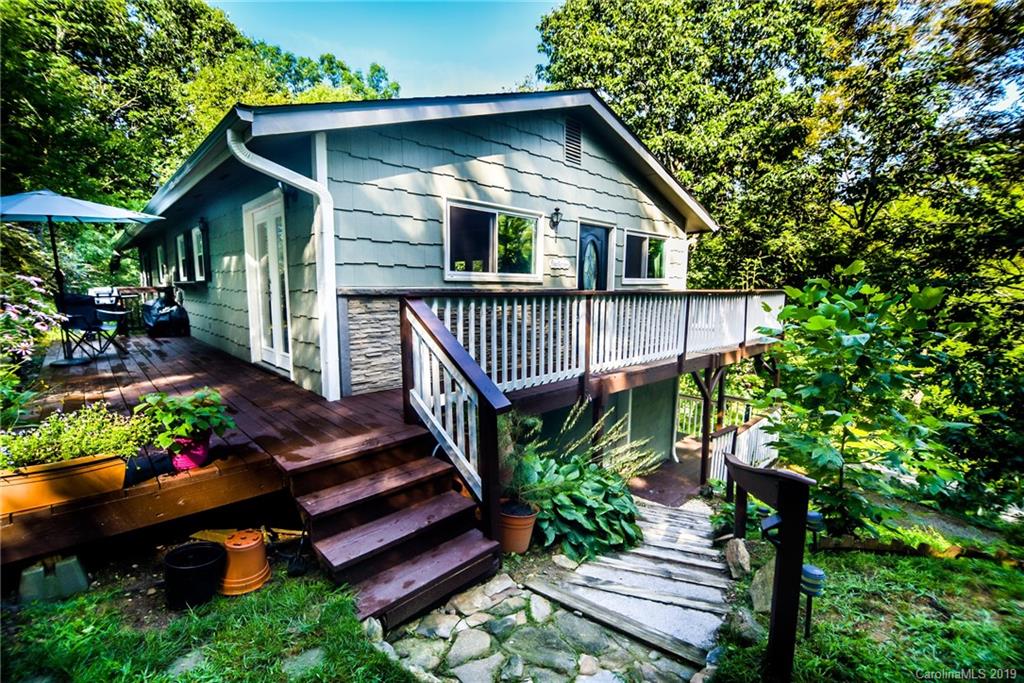 31 Arco Road Asheville NC 28805