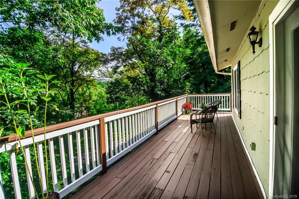 31 Arco Road Asheville NC 28805