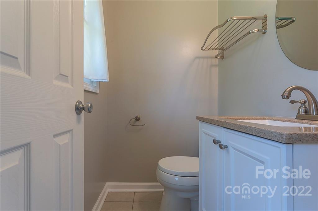 41 Yost Street Weaverville NC 28787