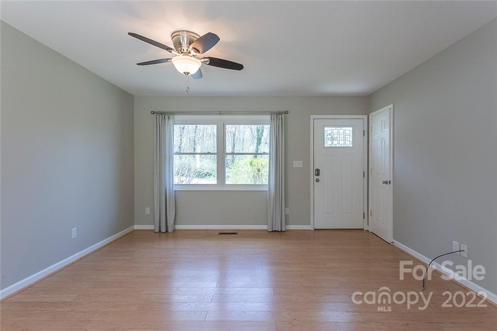 41 Yost Street Weaverville NC 28787