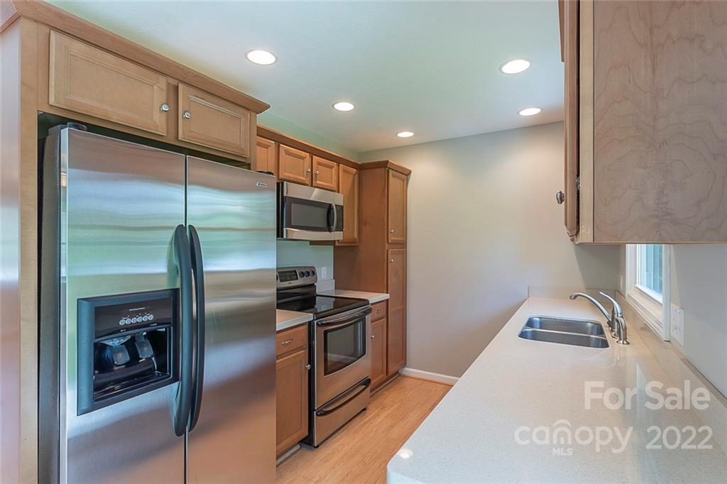 41 Yost Street Weaverville NC 28787