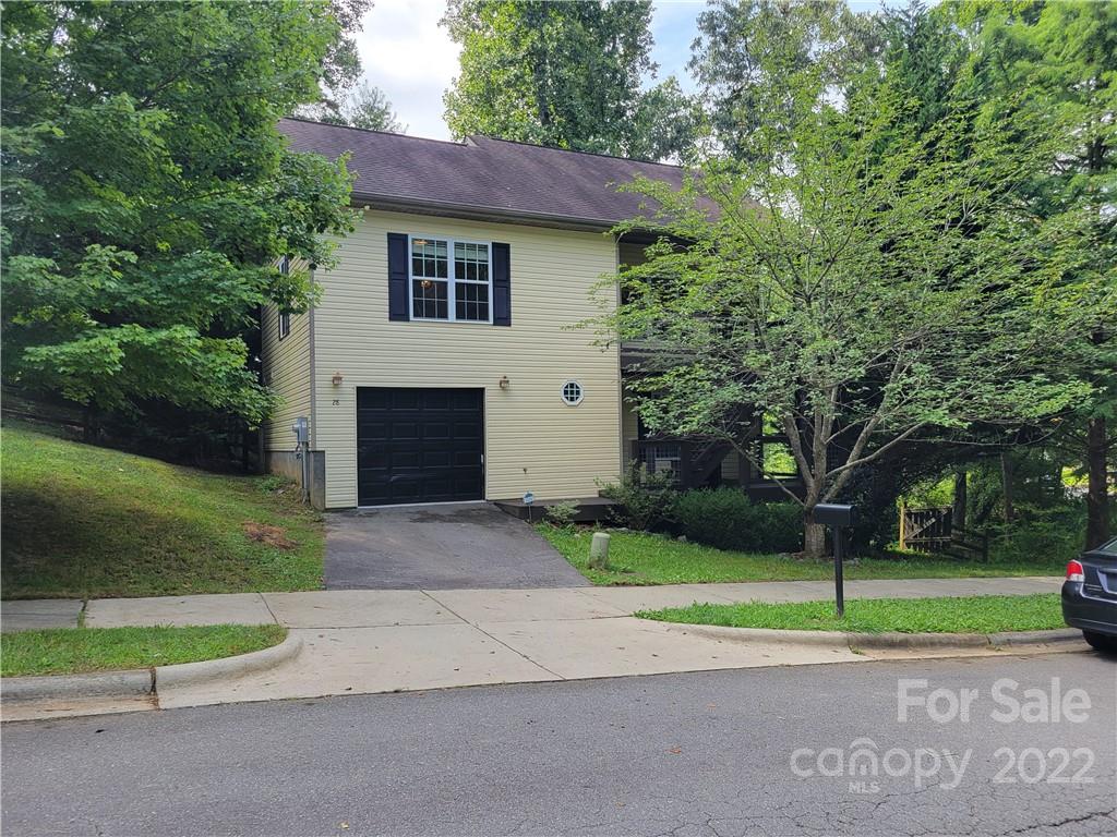 28 Oakcrest Place Asheville NC 28806