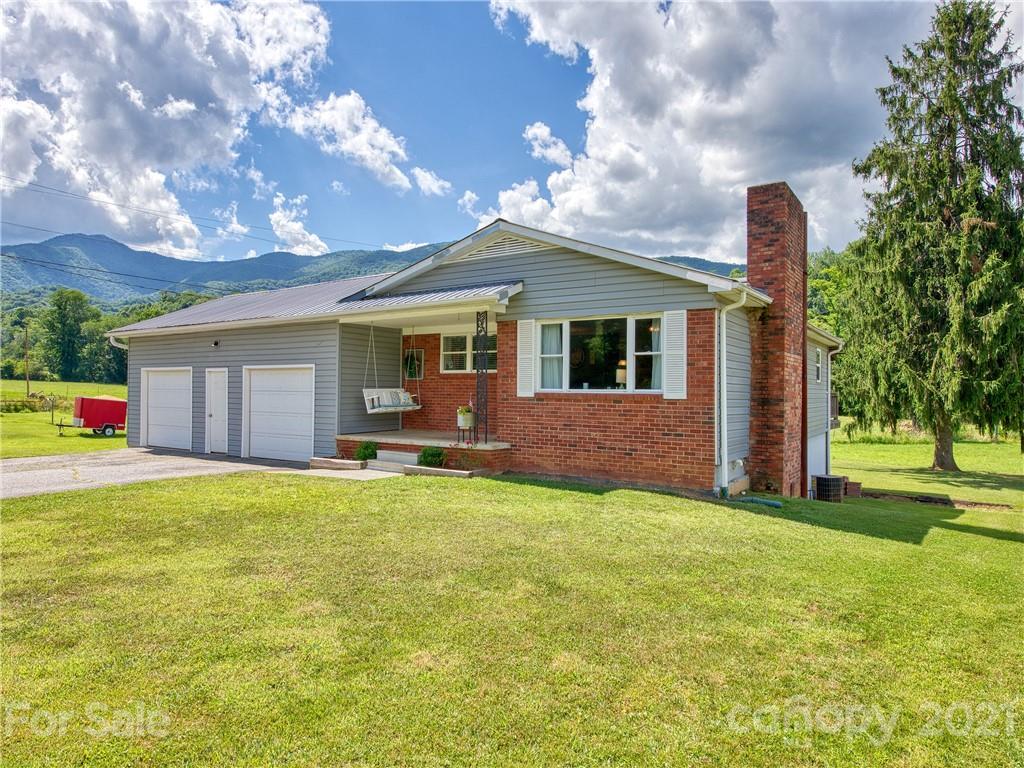 2482 Old Balsam Road Waynesville NC 28786
