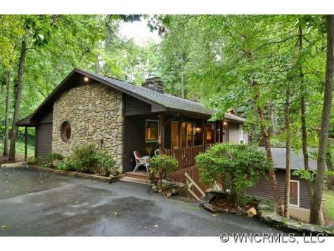 2 Angus Lane Asheville NC 28805