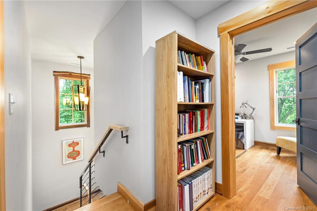 114 Hibriten Drive Asheville NC 28801