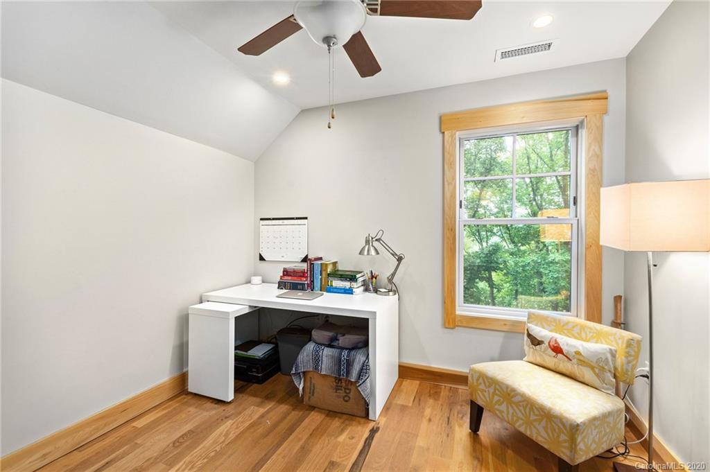 114 Hibriten Drive Asheville NC 28801