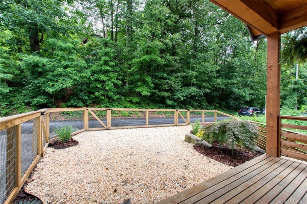 114 Hibriten Drive Asheville NC 28801