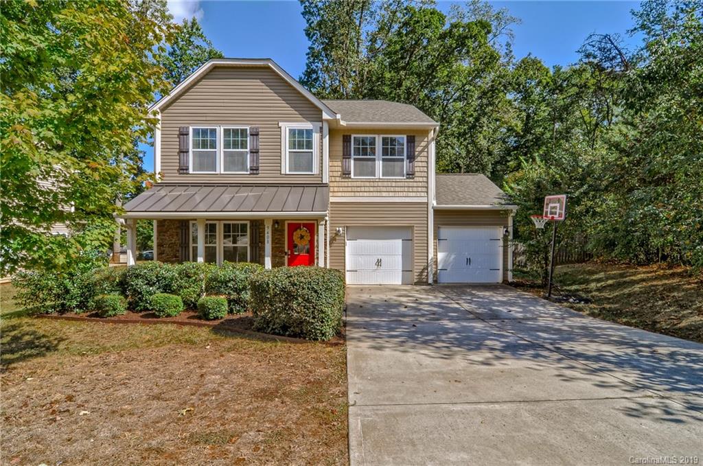 9408 Fernspray Road Charlotte NC 28215