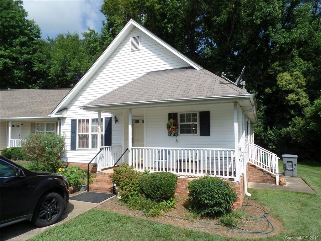 6017 Crape Myrtle Lane Charlotte NC 28216