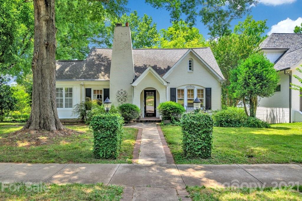 2722 Briarcliff Place Charlotte NC 28207