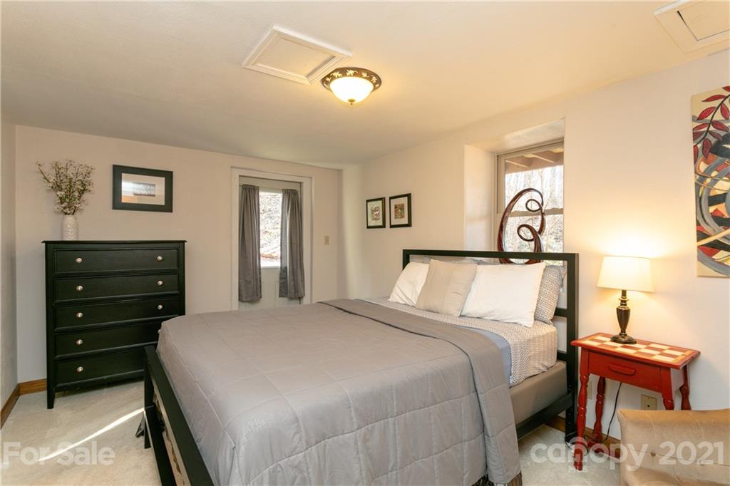 450 Elk Mountain Scenic Highway Asheville NC 28804