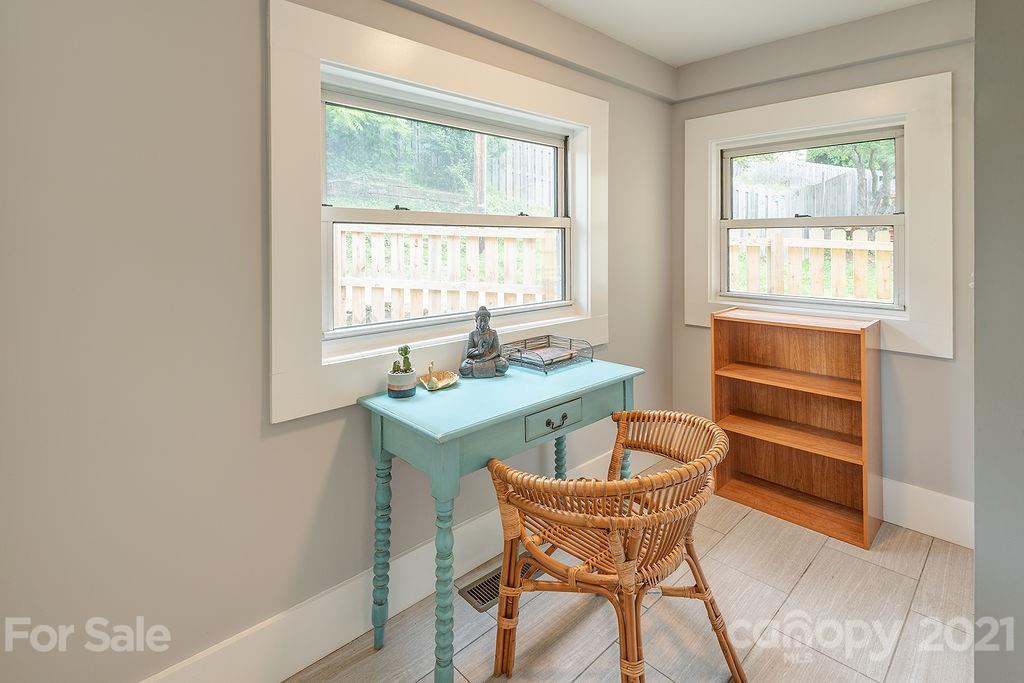 11 North Street Asheville NC 28801