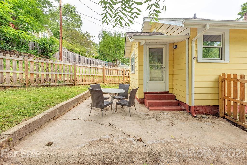 11 North Street Asheville NC 28801