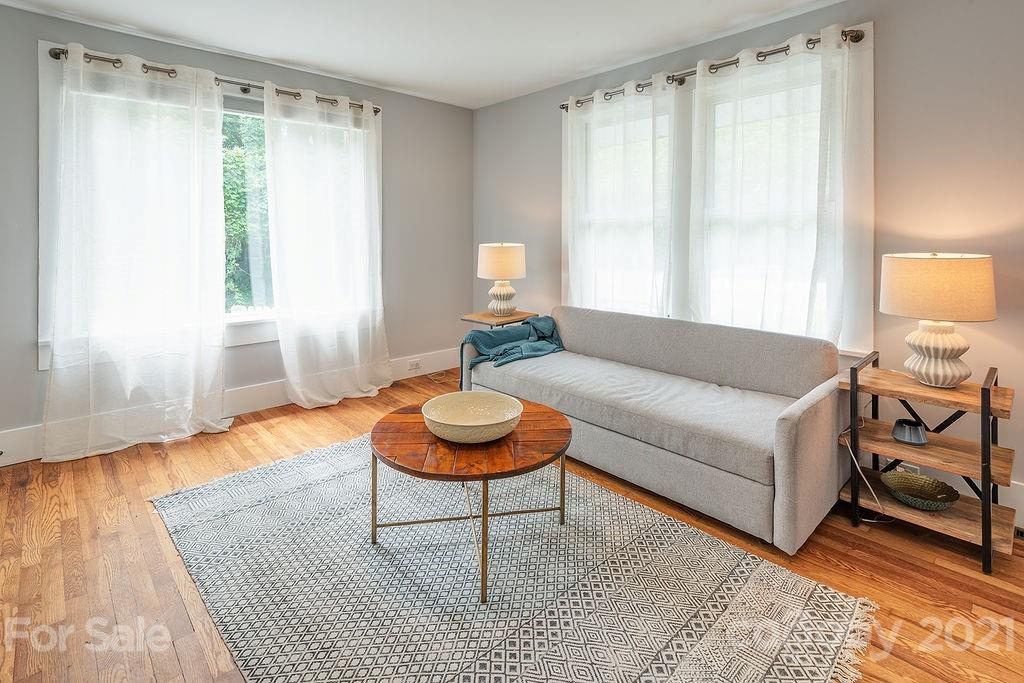 11 North Street Asheville NC 28801