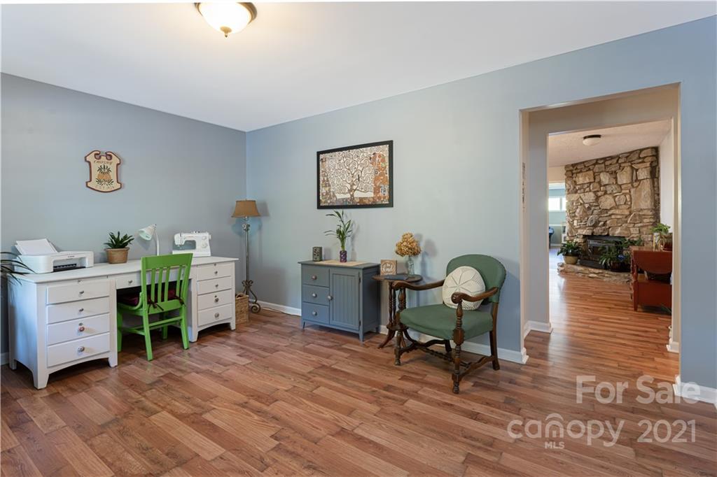 100 Wicklow Drive Asheville NC 28806