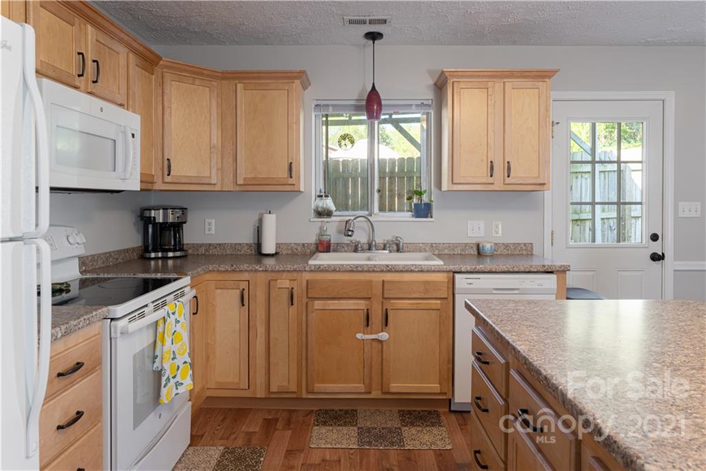 100 Wicklow Drive Asheville NC 28806