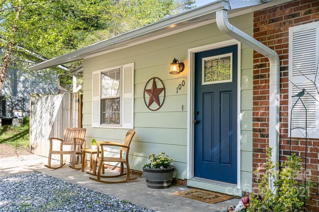100 Wicklow Drive Asheville NC 28806