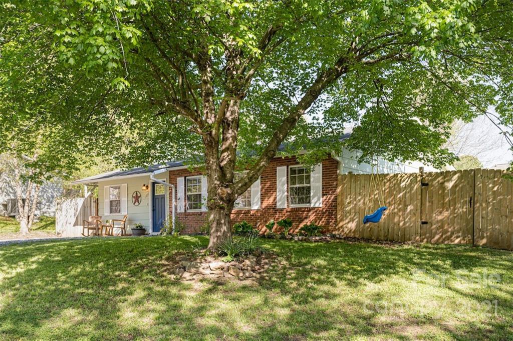 100 Wicklow Drive Asheville NC 28806