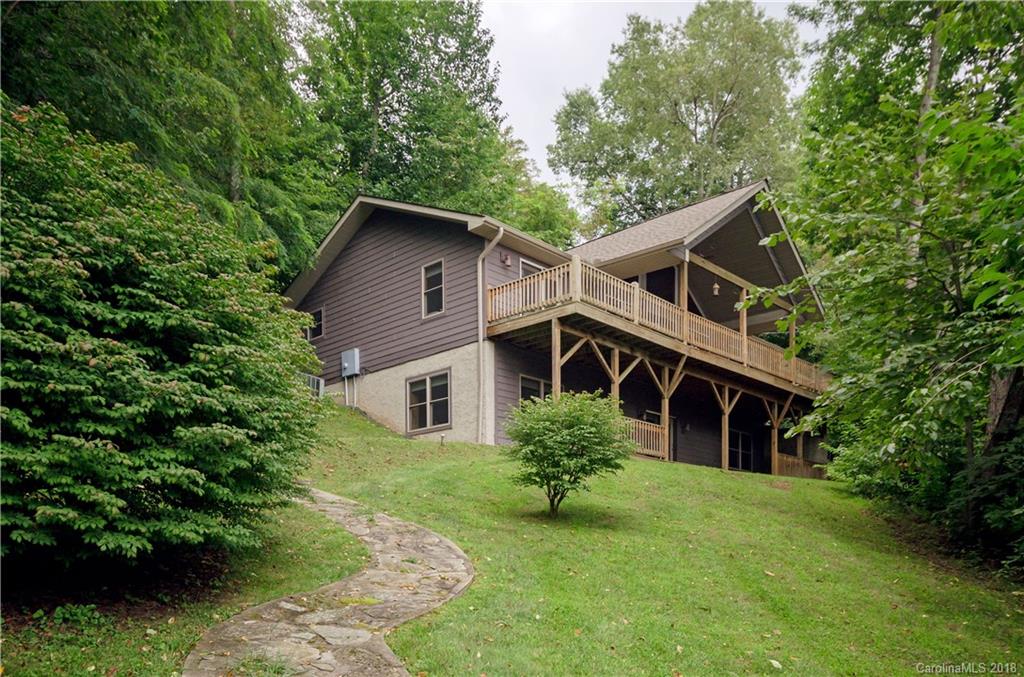 989 Old Fiddle Road Waynesville NC 28786