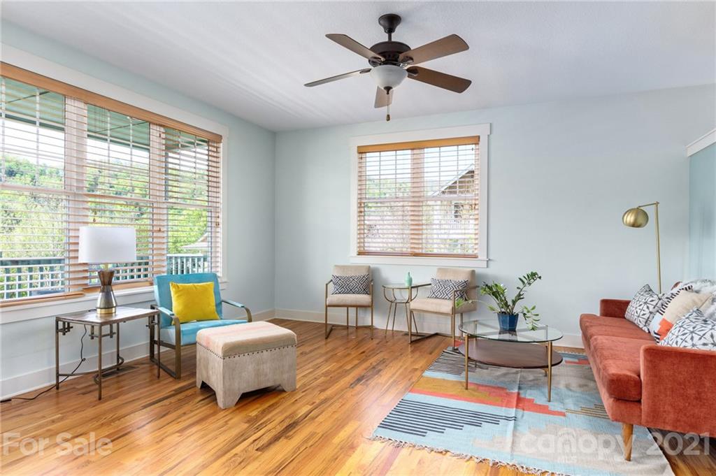 24 Craftsman Circle Asheville NC 28805