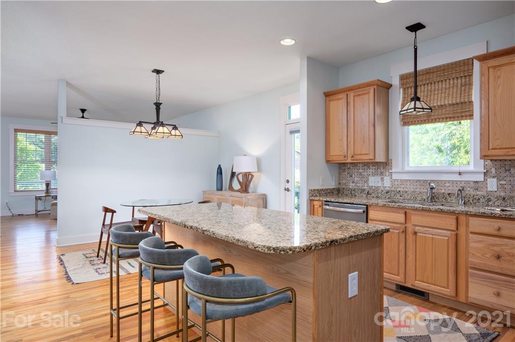 24 Craftsman Circle Asheville NC 28805