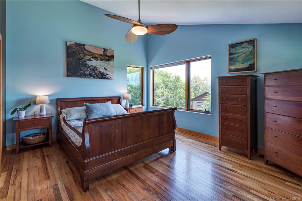 44 Tahkieostie Trail Asheville NC 28806