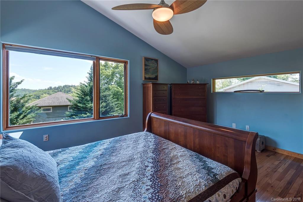 44 Tahkieostie Trail Asheville NC 28806