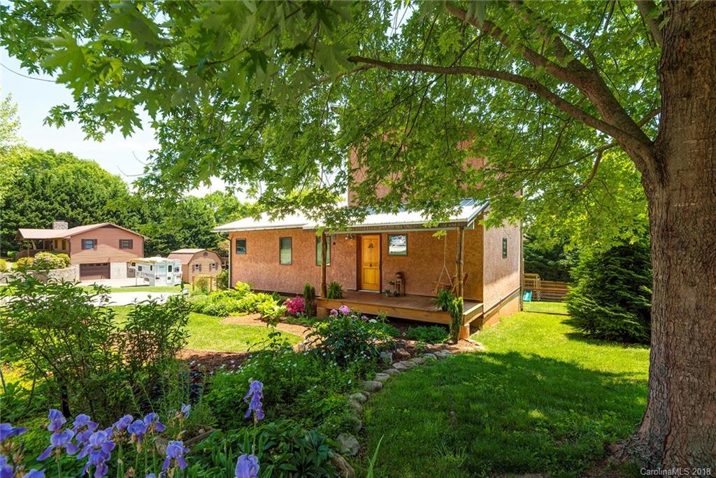 44 Tahkieostie Trail Asheville NC 28806