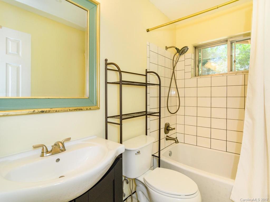 39 Mcdade Street Asheville NC 28806