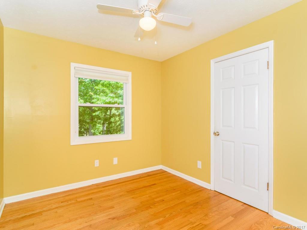 39 Mcdade Street Asheville NC 28806