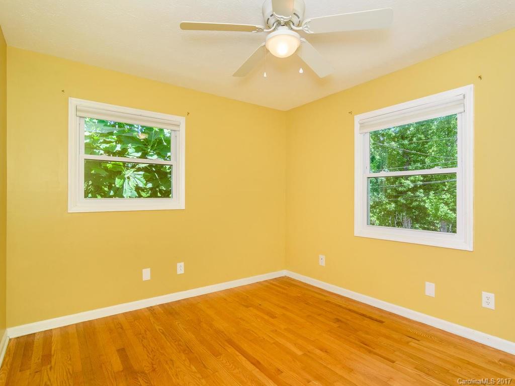 39 Mcdade Street Asheville NC 28806
