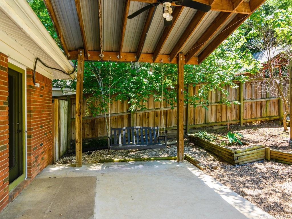 39 Mcdade Street Asheville NC 28806