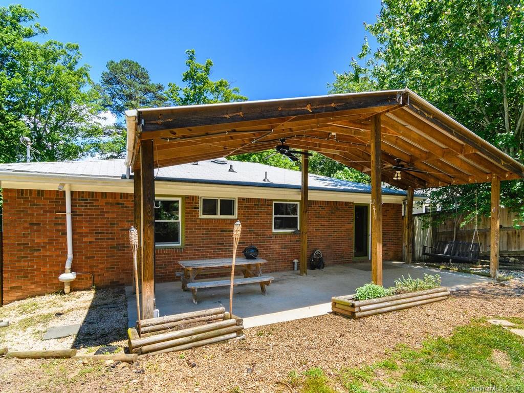 39 Mcdade Street Asheville NC 28806