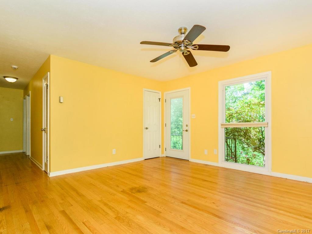 39 Mcdade Street Asheville NC 28806