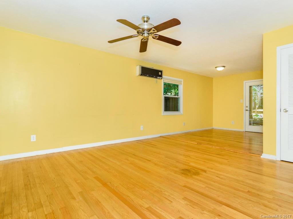 39 Mcdade Street Asheville NC 28806