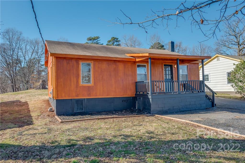143 N Ridgecrest Avenue Rutherfordton NC 28139