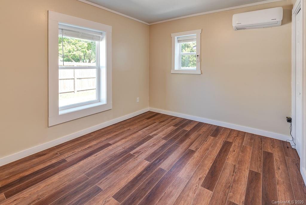 3 Crest Avenue Asheville NC 28803