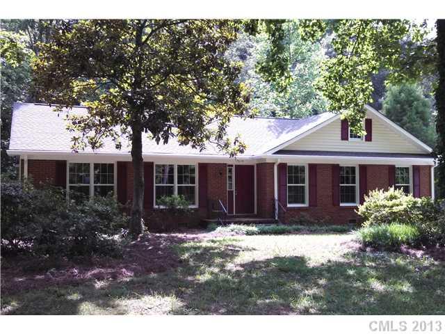 7614 Surreywood Place Charlotte NC 28270