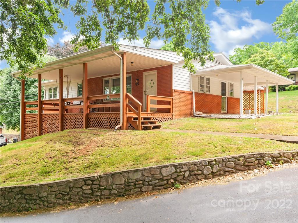 85 Chapman Street Clyde NC 28721