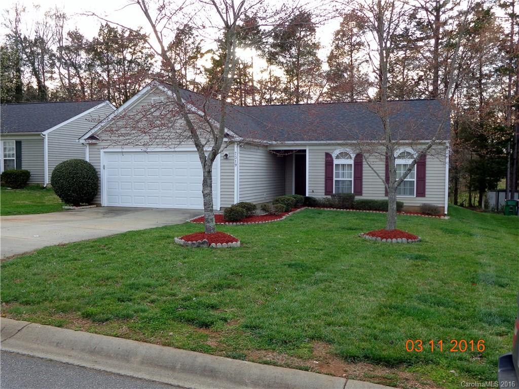 7319 Preakness Stakes Lane Charlotte NC 28215