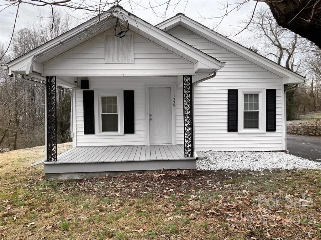 1229 Old North Road NW Lenoir NC 28645