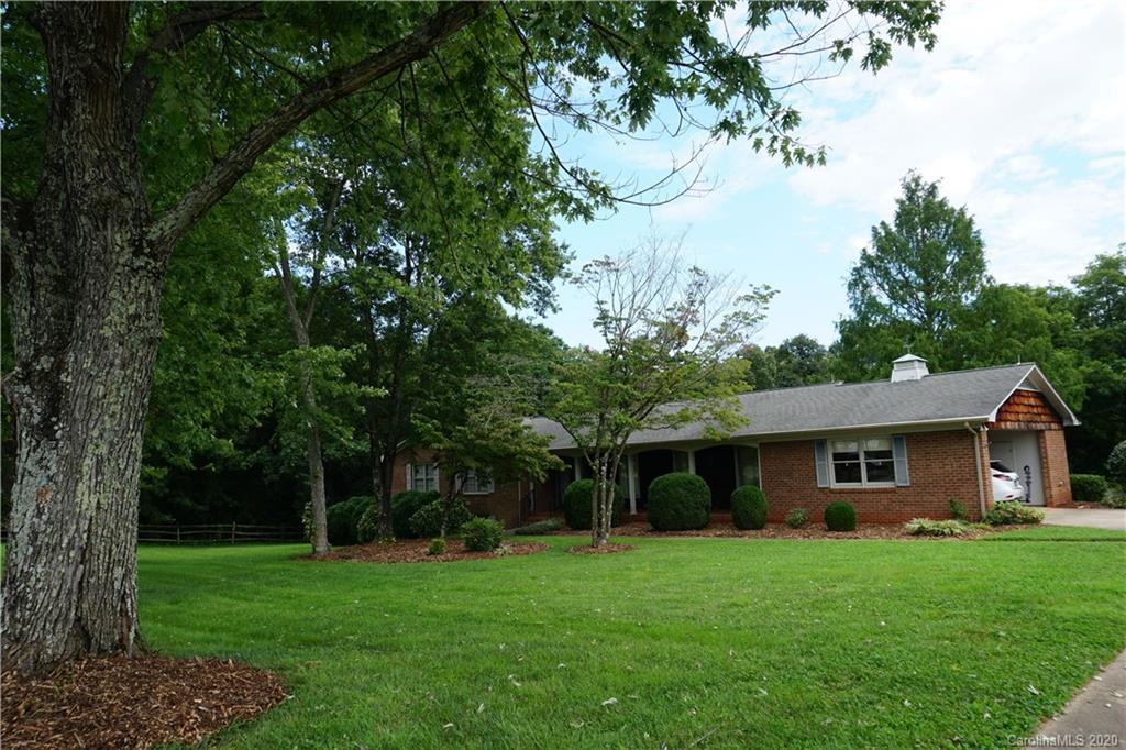 403 Bristol Drive Statesville NC 28677