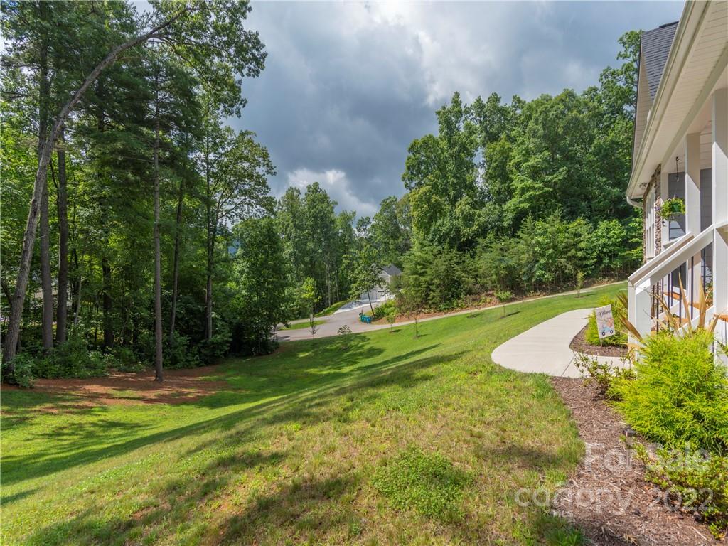31 Oak Mountain Drive Leicester NC 28748